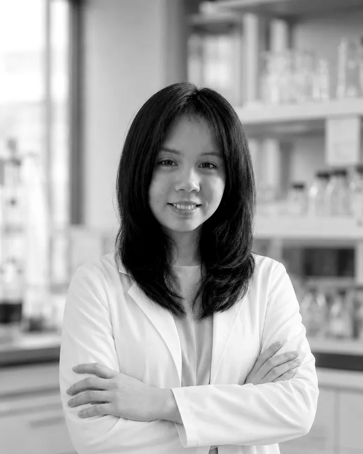 Yixin Lin